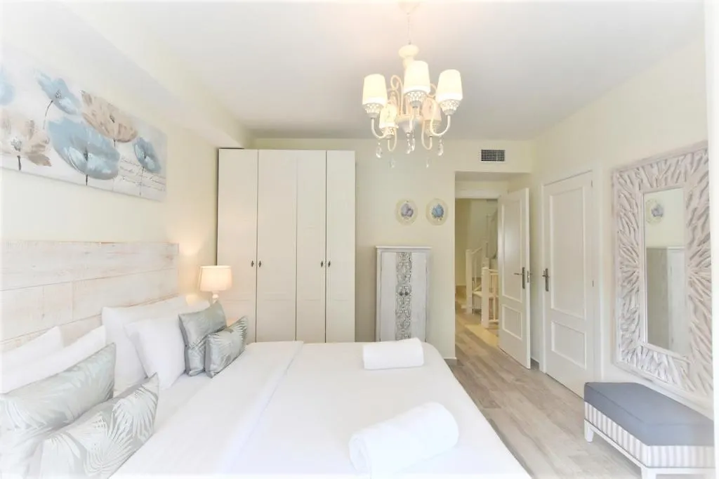 Sitges Centre Oasis Villa